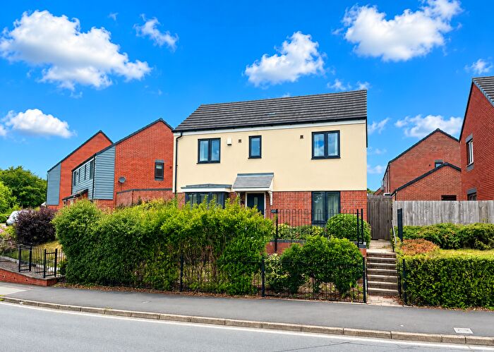 3 Bedroom Detached House For Sale In Saltwells Road, Netherton, Dudley, DY2