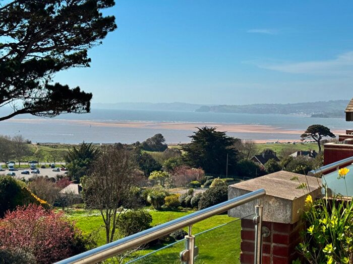 2 Bedroom Flat For Sale In Penthouse Apartment, Douglas Avenue, Exmouth, EX8