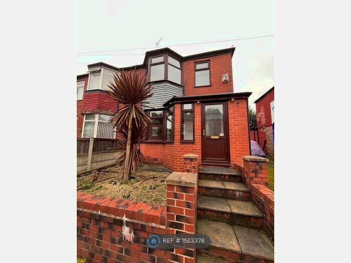 3 Bedroom Semi-Detached House To Rent In Broomhall Road, Swinton, Manchester, M27