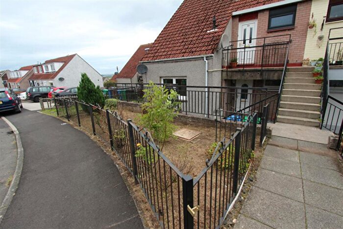 2 Bedroom Flat To Rent In Johnston Crescent, Lochgelly, KY5
