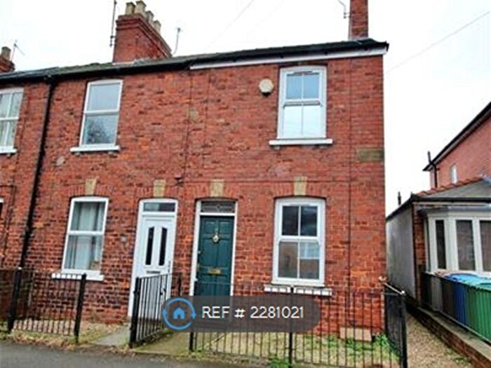 2 Bedroom End Of Terrace House To Rent In Morton Lane, Beverley, HU17