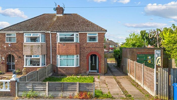 3 Bedroom Semi Detached House For Sale In Hampton Drive, Great Sankey, WA5
