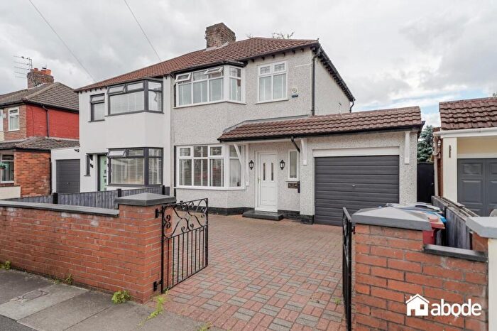 3 Bedroom Semi Detached House For Sale In Fairfield Close, Roby, Liverpool, L36