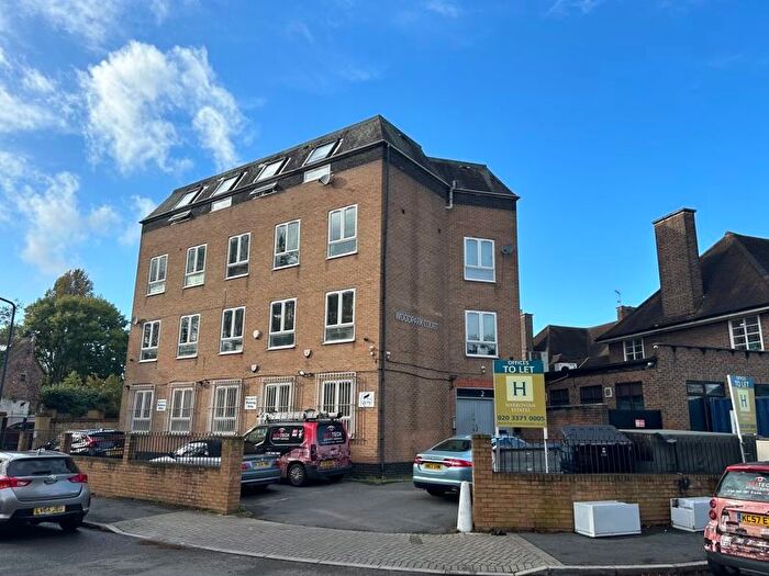 2 Bedroom Flat To Rent In Woodgrange Avenue, Kenton, Harrow, HA3