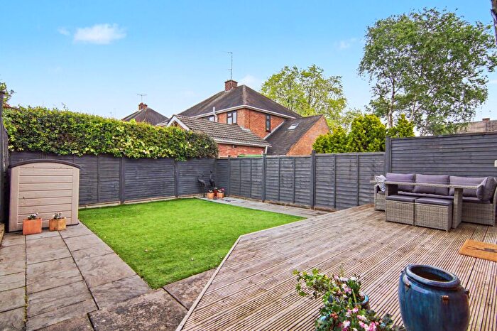 3 Bedroom Semi-Detached House For Sale In Nova Croft, Coventry, CV5