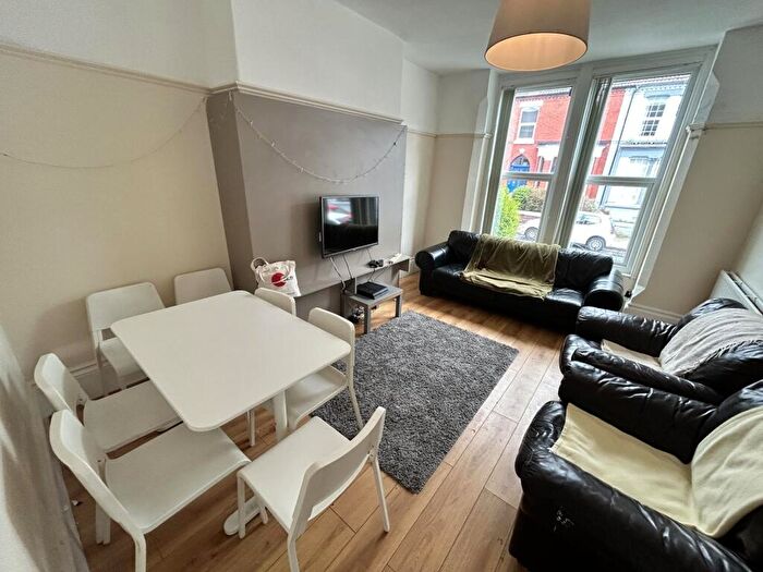 7 Bedroom House To Rent In Langdale Road, Liverpool, L15