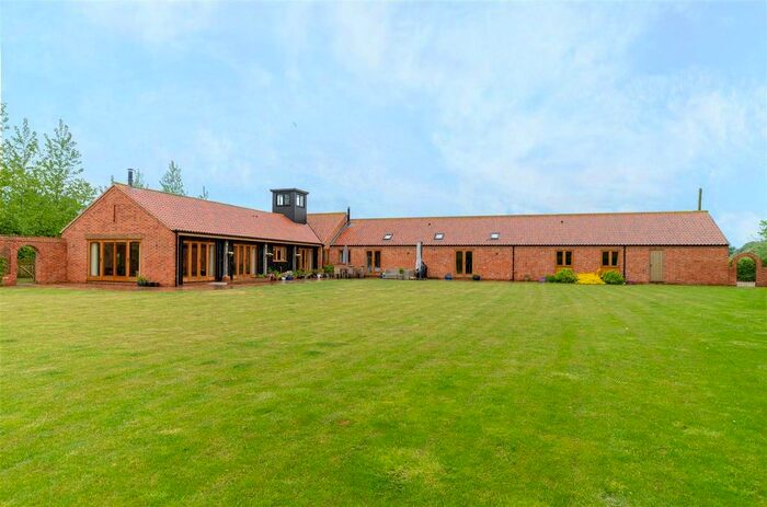 4 Bedroom Barn Conversion For Sale In Sutton, Norwich, NR12