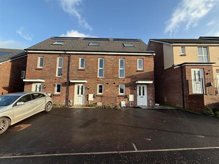 3 Bedroom Terraced House To Rent In Bishops Mead, Lydney, GL15