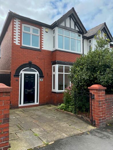 3 Bedroom Semi-Detached House To Rent In Swinley Lane, Wigan, WN1