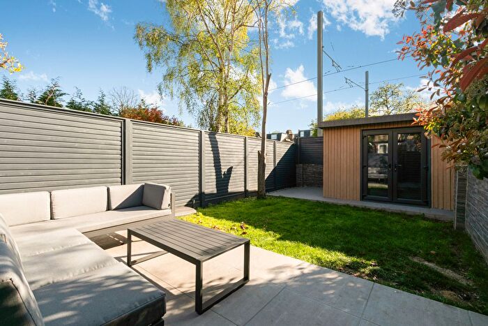 3 Bedroom Maisonette To Rent In Graham Road, Wimbledon, London, SW19