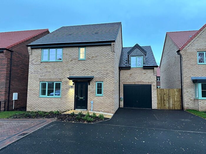 4 Bedroom Detached House For Sale In Church Road, Molescroft, HU17