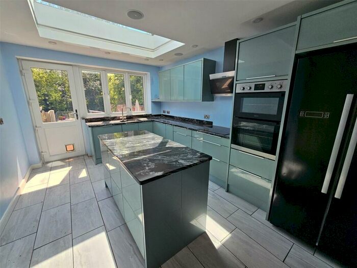 3 Bedroom Terraced House To Rent In Coventry Road, Bedworth, Warwickshire, CV12