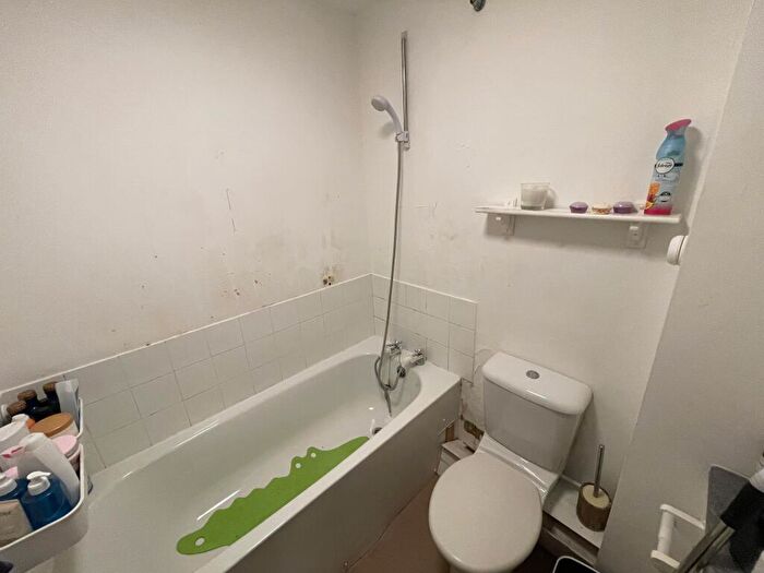 Studio To Rent In Forfield Place, Leamington, CV31