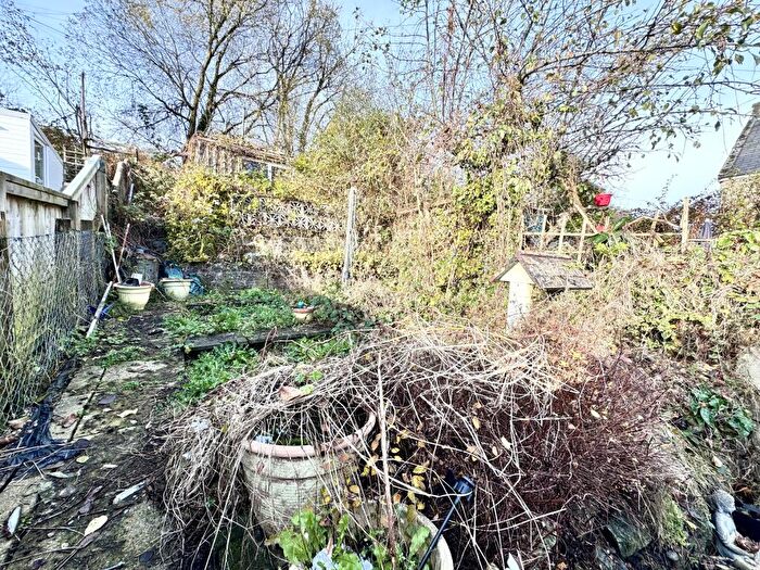 2 Bedroom Terraced House For Sale In Brynmair Road, Aberdare, South Glamorgan, CF44