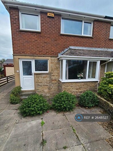 3 Bedroom Semi-Detached House To Rent In Meadow Park, Huddersfield, HD5