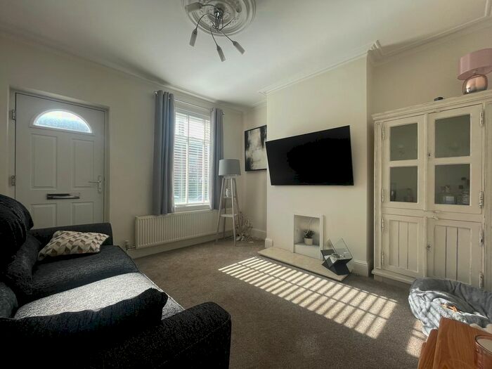 2 Bedroom Terraced House To Rent In Knowsley Road, Norwich, NR3