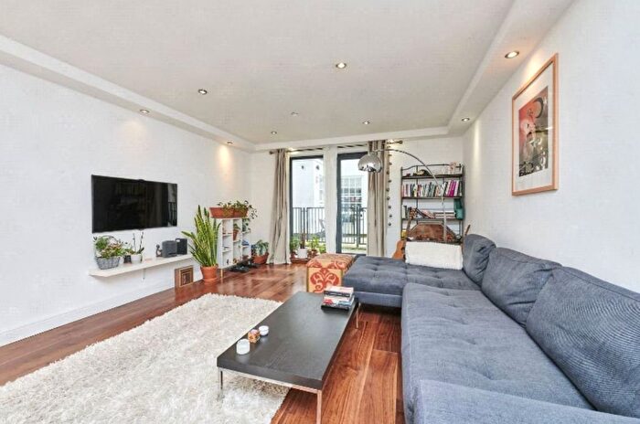1 Bedroom Flat To Rent In Providence Place, Angel, N1