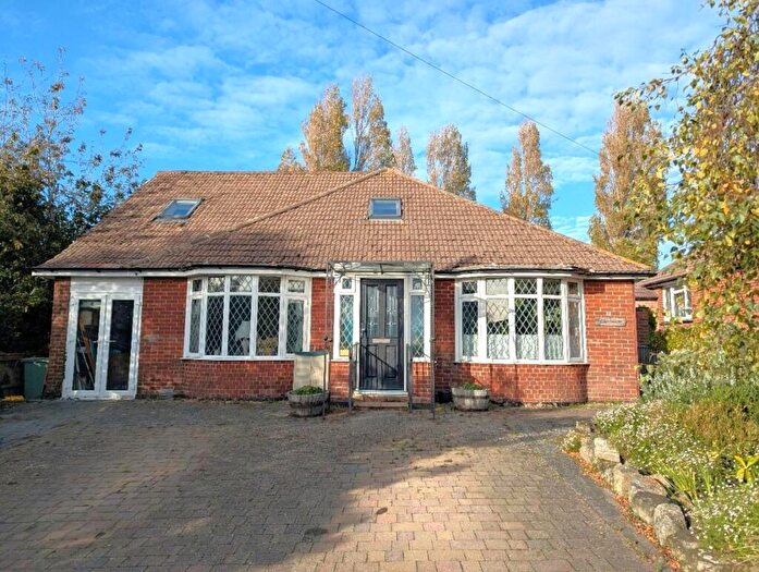 3 Bedroom Detached Bungalow For Sale In The Mall, Sandown, PO36