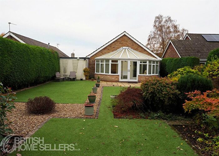 3 Bedroom Bungalow For Sale In Lowcroft Avenue, Haxey, Doncaster, Lincolnshire, DN9