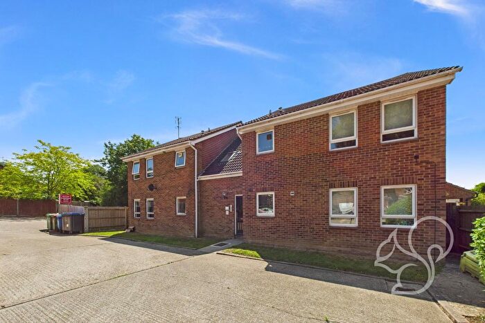 Studio For Sale In Darnay Rise, Chelmsford, CM1