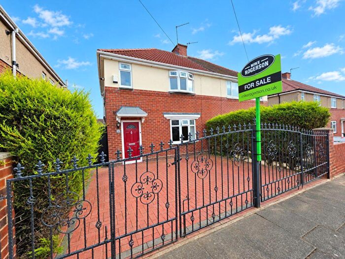 3 Bedroom Semi Detached House For Sale In Bede Crescent, Wallsend, NE28
