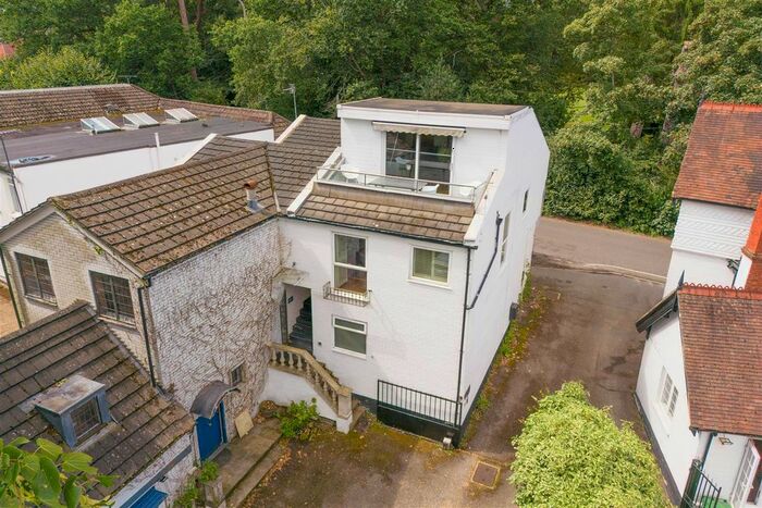 2 Bedroom Maisonette To Rent In Silwood Road, Sunninghill, Ascot, SL5