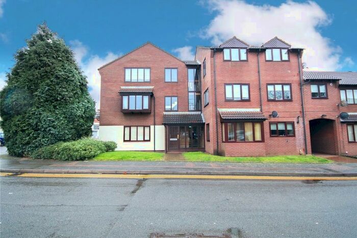 2 Bedroom Apartment To Rent In Saxon Mill Lane, Tamworth, Staffordshire, B79