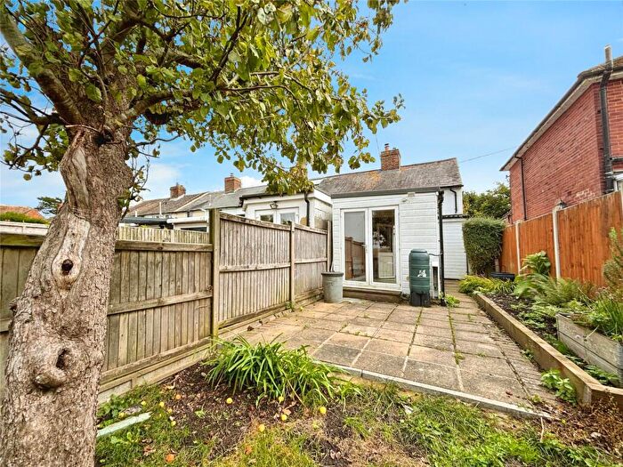 2 Bedroom End Of Terrace House For Sale In Church Street, Nonington, Dover, Kent, CT15