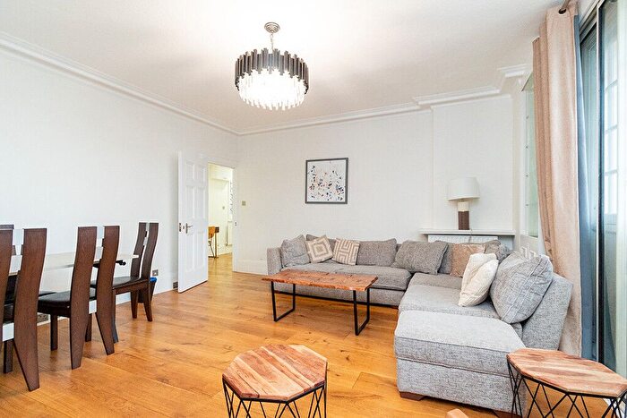 4 Bedroom Flat To Rent In Manor House, Marylebone Rd, NW1