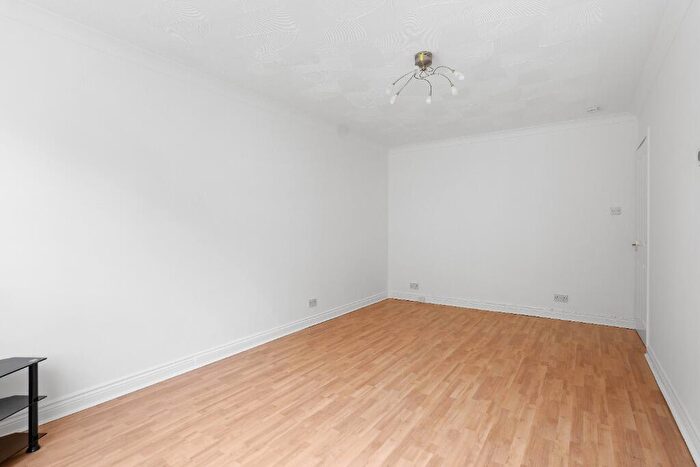 1 Bedroom Flat To Rent In Firwood Courts, Newton Mearns, East Renfrewshire, G77