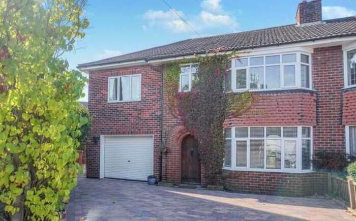 4 Bedroom Semi-Detached House To Rent In Beech Drive, Darley Abbey, DE22