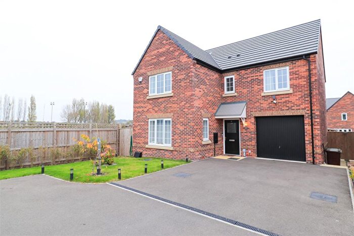 4 Bedroom Detached House For Sale In Miller Road, Featherstone, WF7