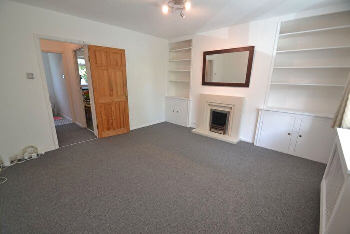 3 Bedroom Flat For Sale In Woodborough Road, London, SW15