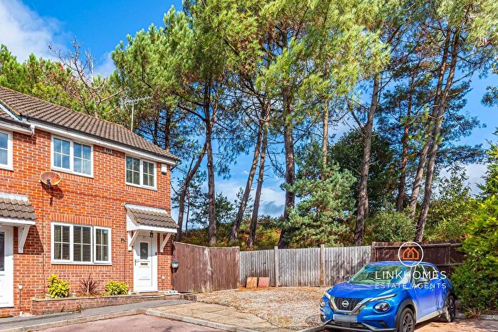 2 Bedroom Terraced House For Sale In Carsworth Way, Poole, BH17