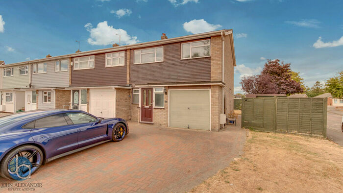 3 Bedroom End Of Terrace House To Rent In Glebe Road, Tiptree, CO5