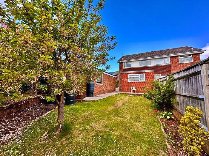 3 Bedroom Semi Detached House For Sale In St. Peters Road, Portishead, BS20