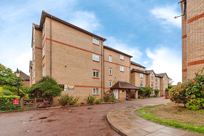 1 Bedroom Flat For Sale In The Dell, Colchester, Essex, CO1