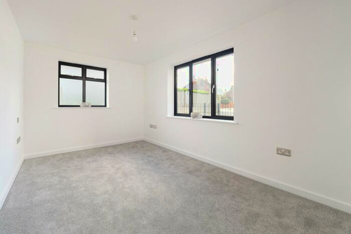 2 Bedroom Apartment To Rent In Hillcrest Road, Hythe, CT21