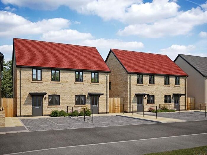 3 Bedroom Semi-Detached House For Sale In Garden Close, Sutton Lane, Sutton Benger, SN15