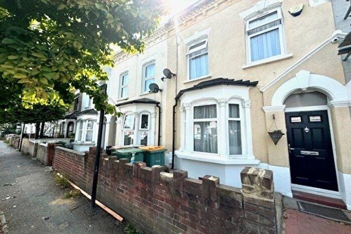 4 Bedroom Property To Rent In Field Road, London, E7