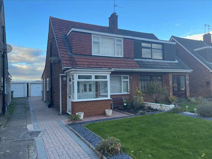 3 Bedroom Semi-Detached House To Rent In Argyll Avenue, Wirral, CH62
