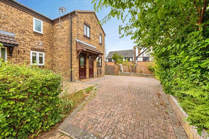 2 Bedroom End Of Terrace House To Rent In Burghley Court, Great Holm, Milton Keynes, MK8