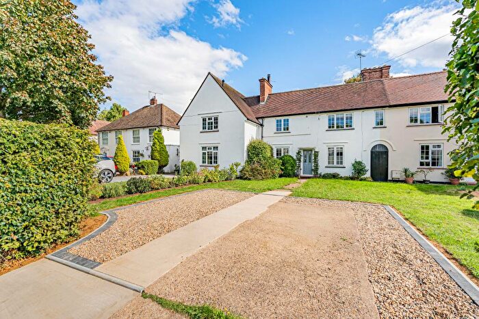 4 Bedroom Terraced House For Sale In Handside Lane, Welwyn Garden City, Hertfordshire, AL8