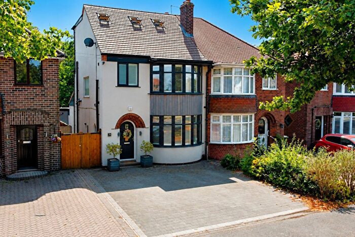 4 Bedroom Semi-detached House For Sale In Broom Leys Road, Coalville, LE67