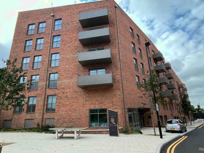 2 Bedroom Apartment To Rent In Explorer Way, London, NW7