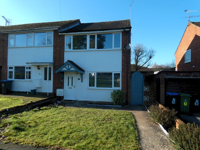 3 Bedroom Property To Rent In Greenvale, Woking, GU21