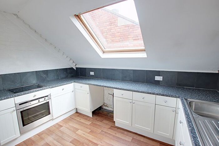Studio To Rent In Lymore Gardens, Bath, BA2