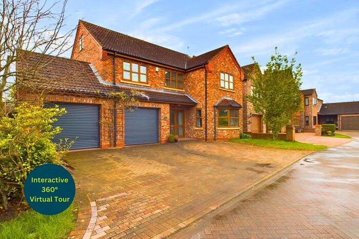 5 Bedroom Detached House For Sale In Farrows Pond, Goxhill, North Lincolnshire, DN19