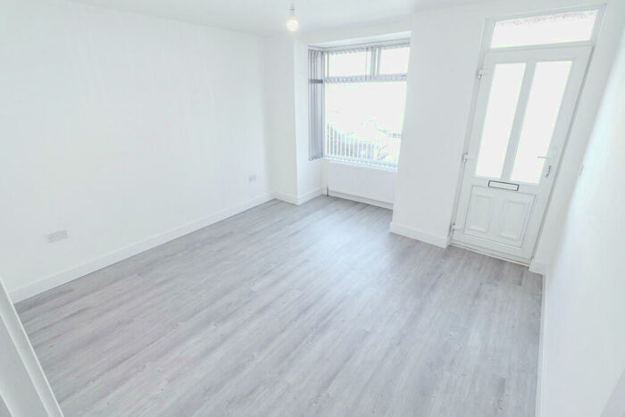 3 Bedroom Terraced House To Rent In Fife Street, Nuneaton, CV11