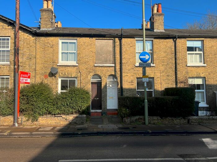 4 Bedroom Semi-Detached House To Rent In North Walls, Winchester, SO23